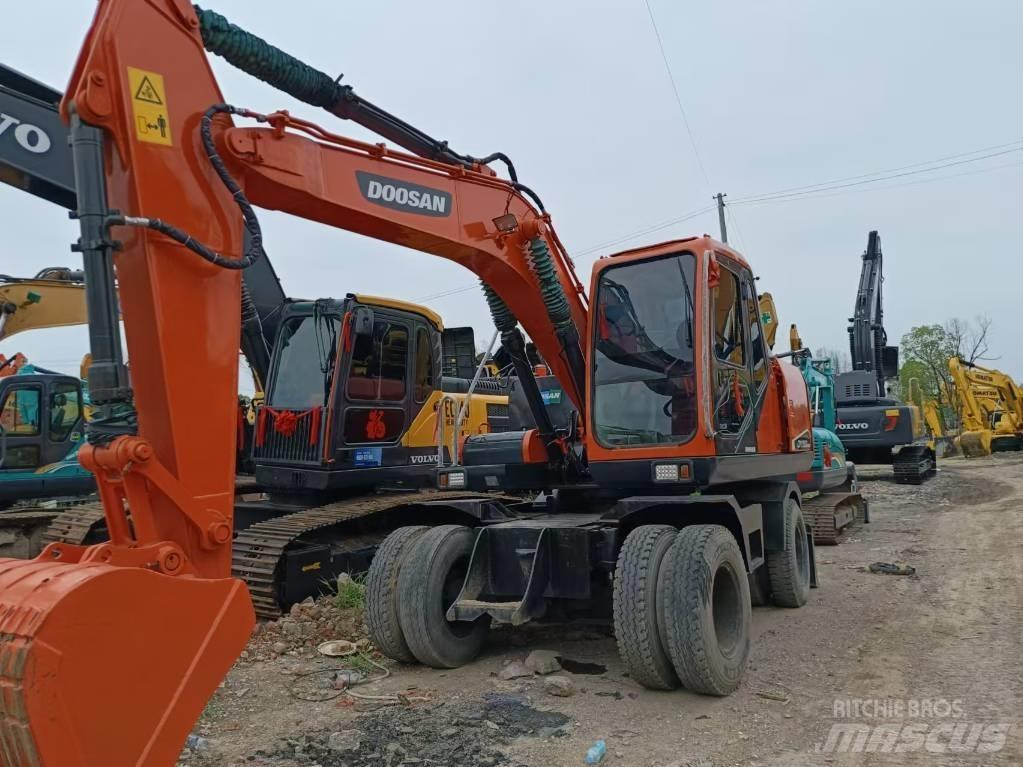 Doosan 150 W-7 Wielgraafmachines