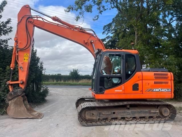 Doosan DX 140 LC-3 Rupsgraafmachines