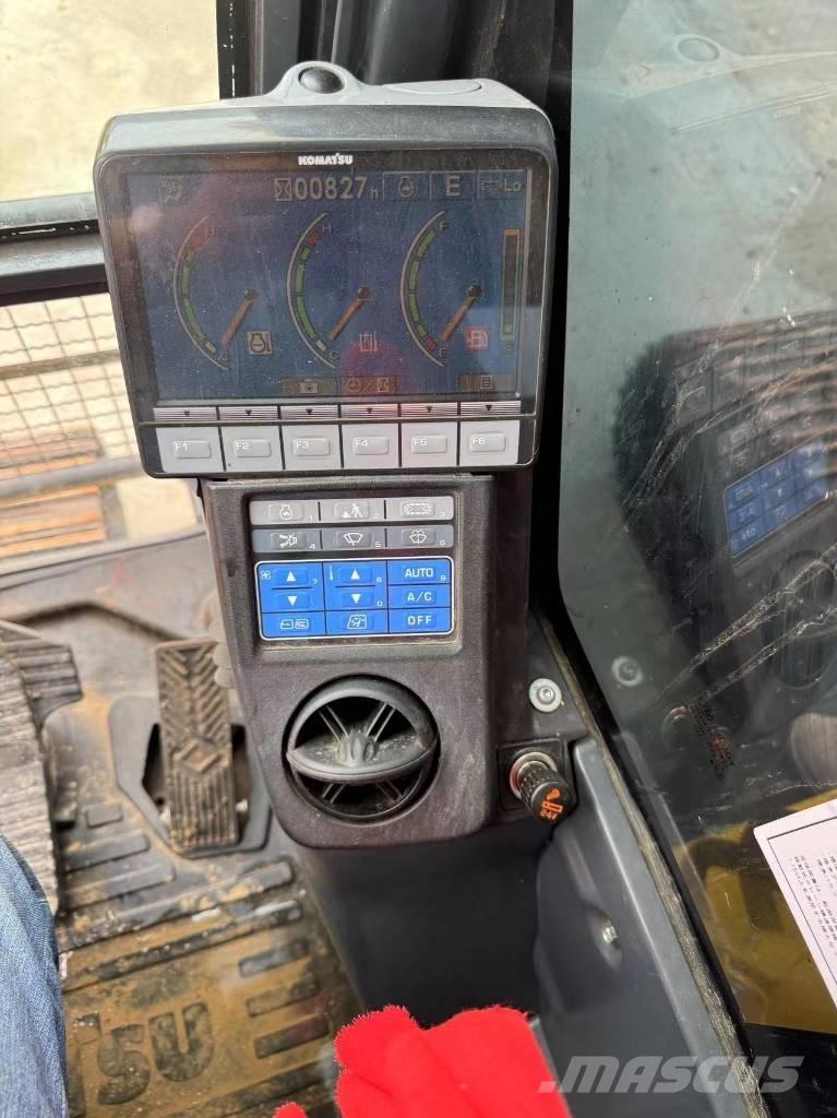 Komatsu PC 220-8 Rupsgraafmachines