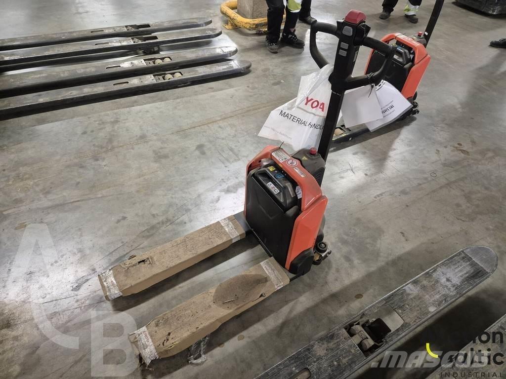 Toyota LHE130 Orderpicker voor middelhoog niveau
