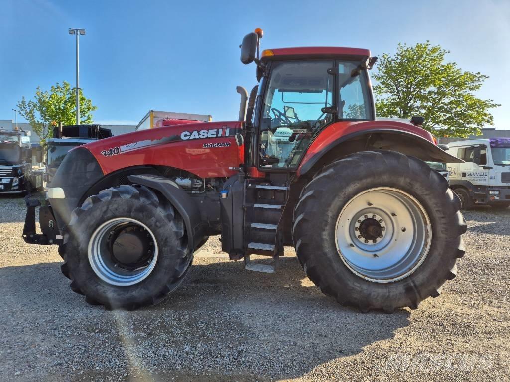 CASE IH Magnum 340 Tractoren