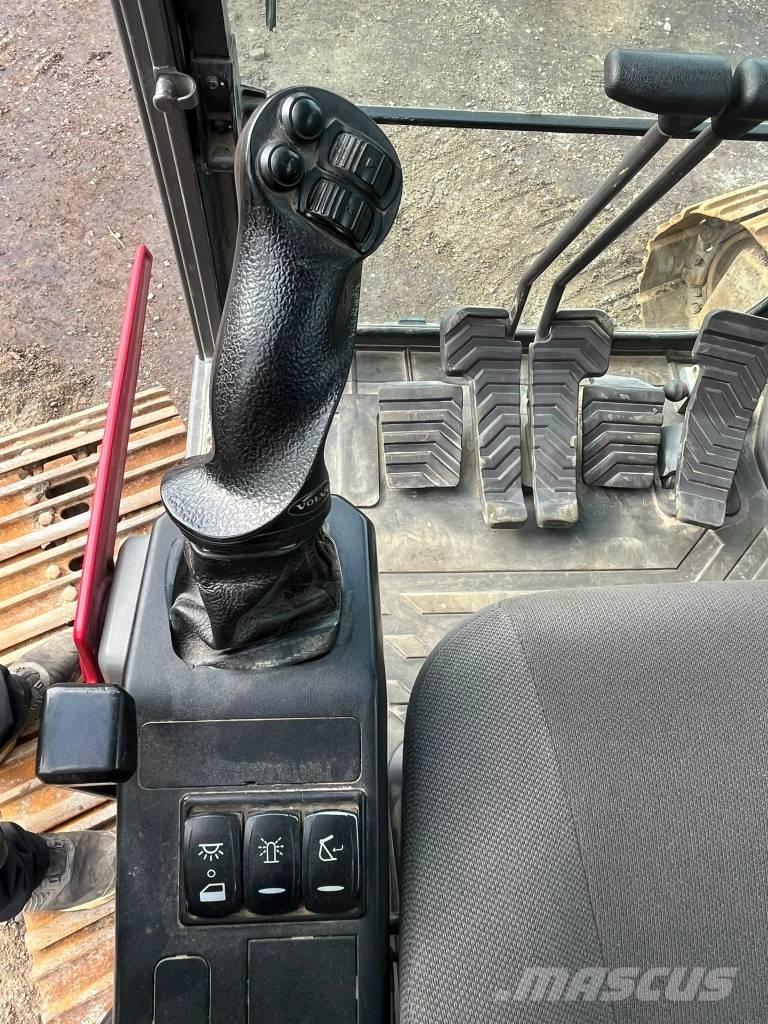 Volvo ECR 235 EL Rupsgraafmachines