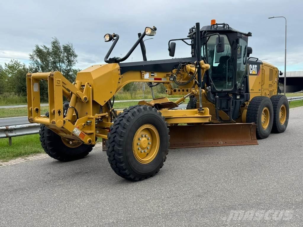 CAT 140M2 Graders