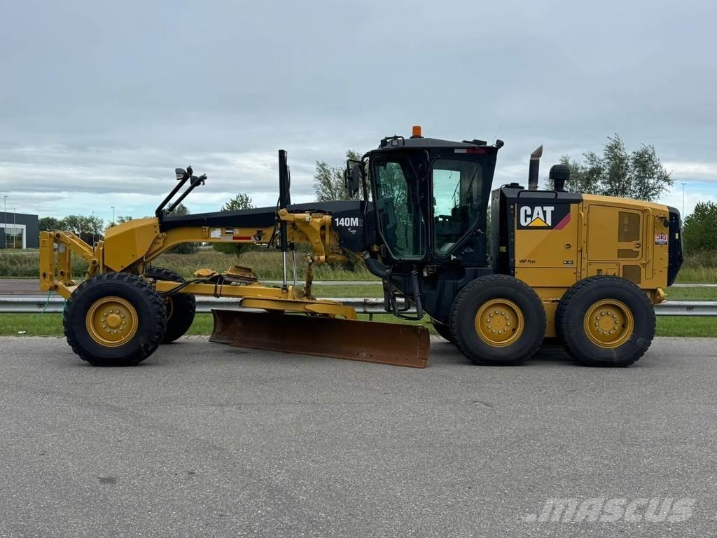 CAT 140M2 Graders