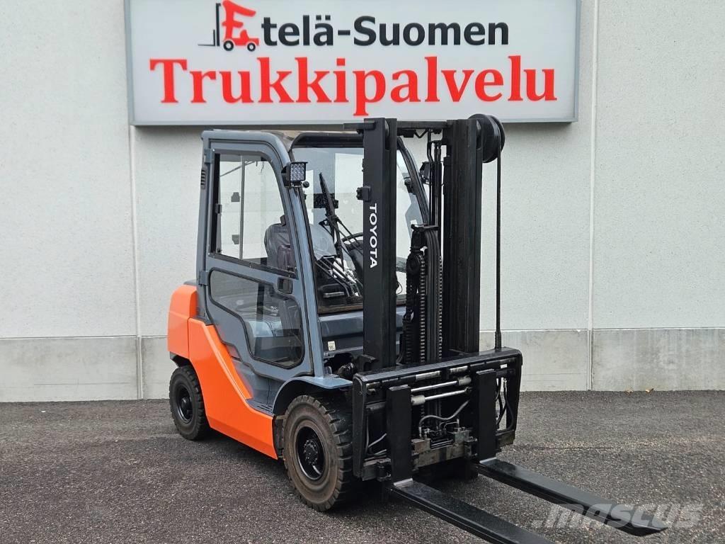 Toyota 02-8 FDF 25 Diesel heftrucks