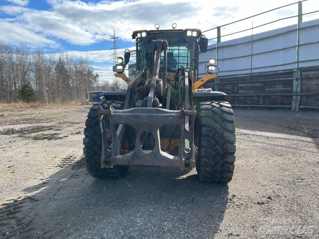 Volvo L 120 H Wielladers
