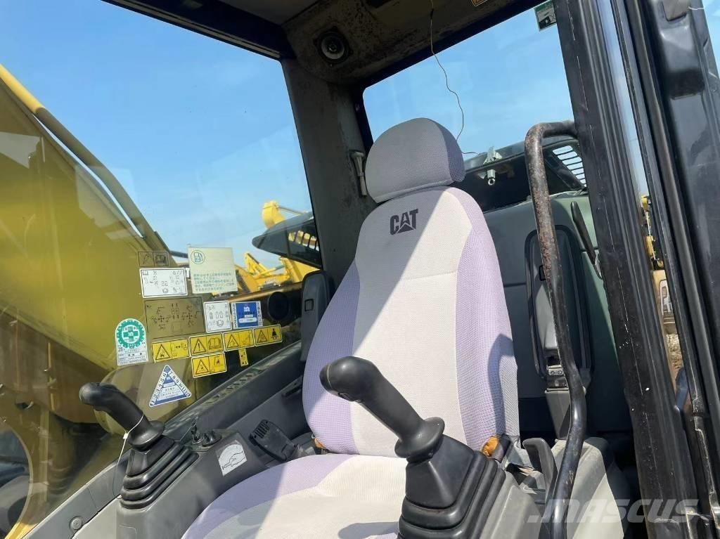 CAT 329 D Long Reach Graafmachines