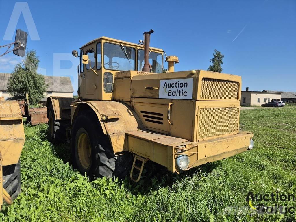 Kirovets K 700 A Tractoren