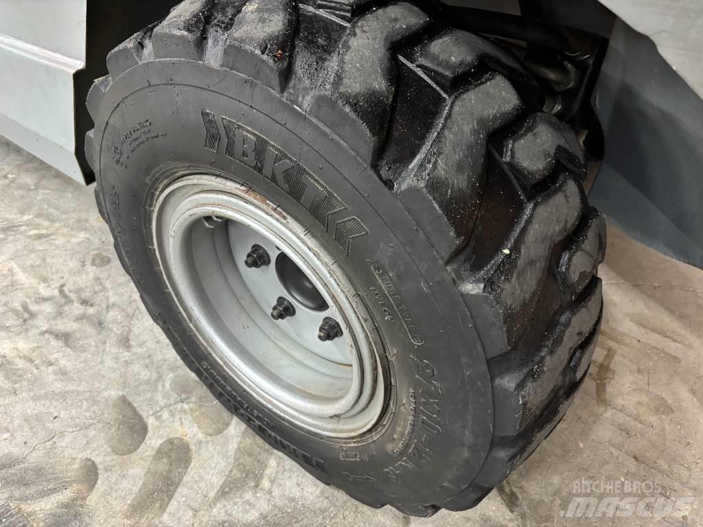 Manitou MH 25.4 T Vorkheftruck voor zwaar terrein