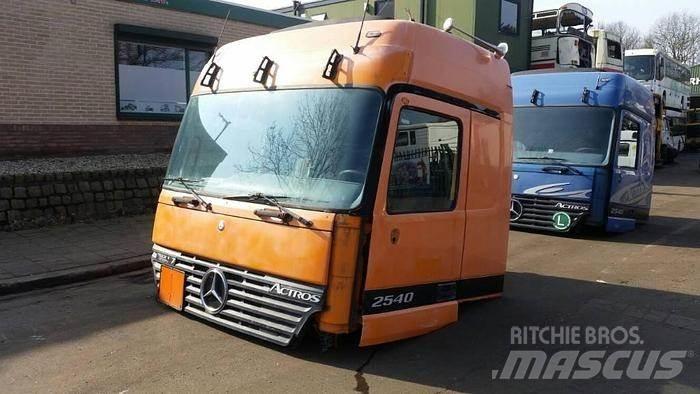 Mercedes-Benz 2540 Transport - Anderen