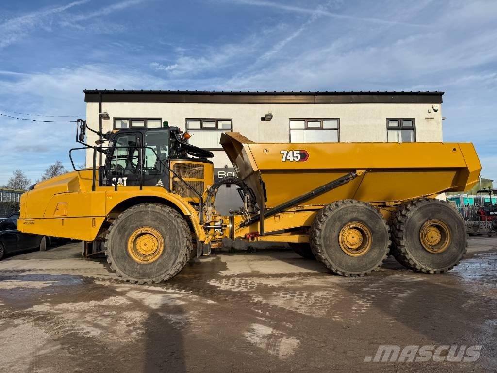 CAT 745 Knik dumptrucks
