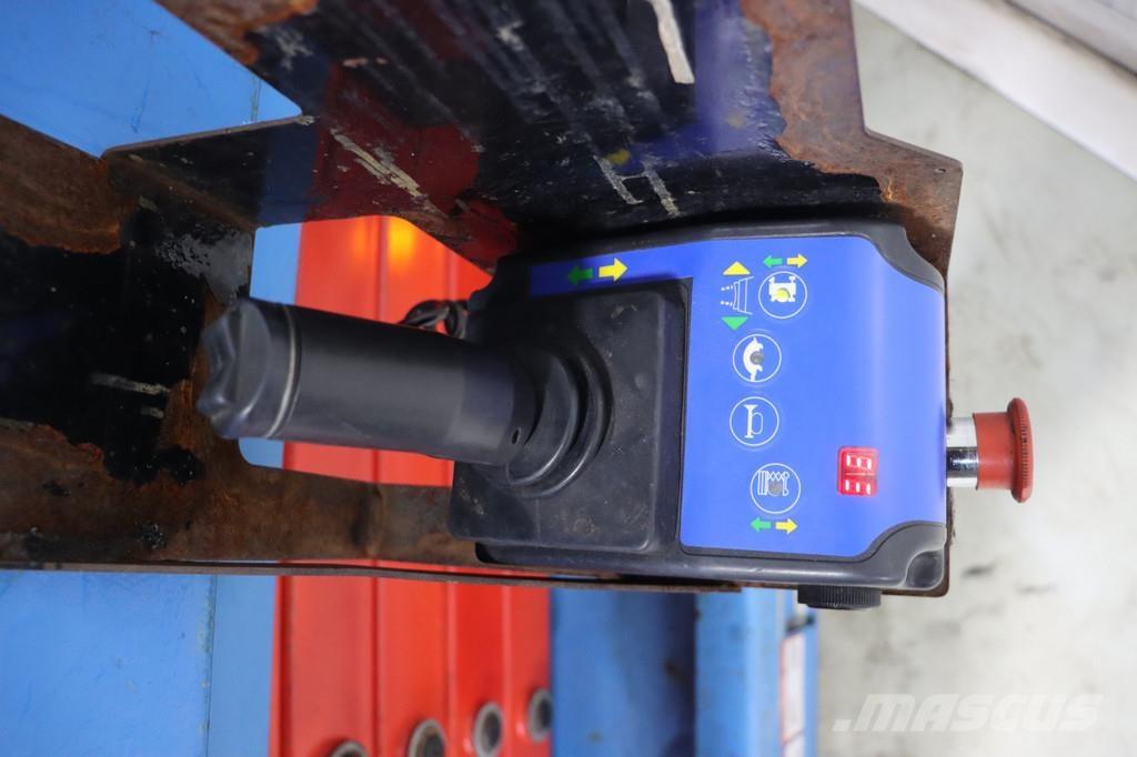 Mantall XE140W Schaarhoogwerkers