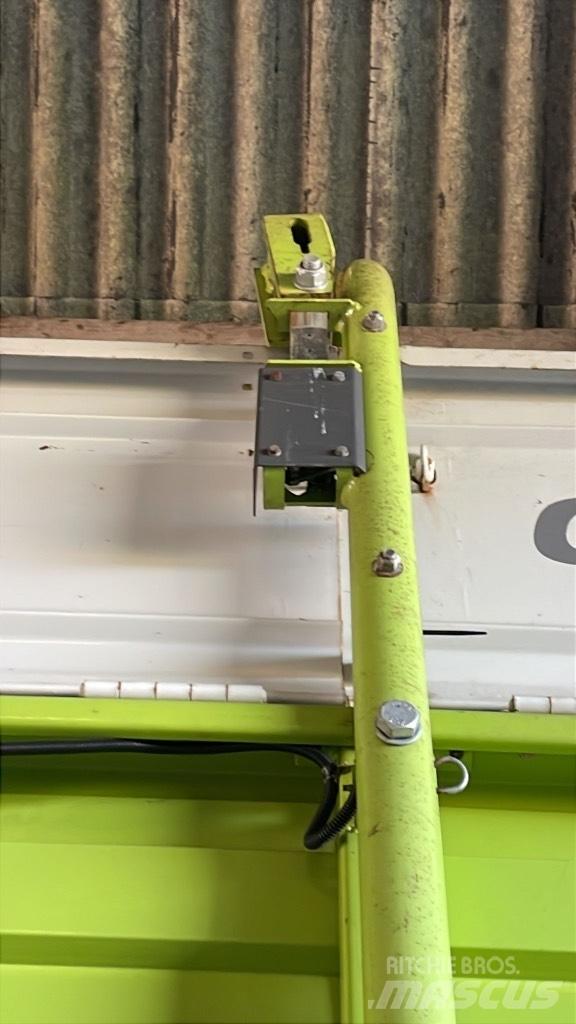 CLAAS Quantum 4700 P Opraapwagens