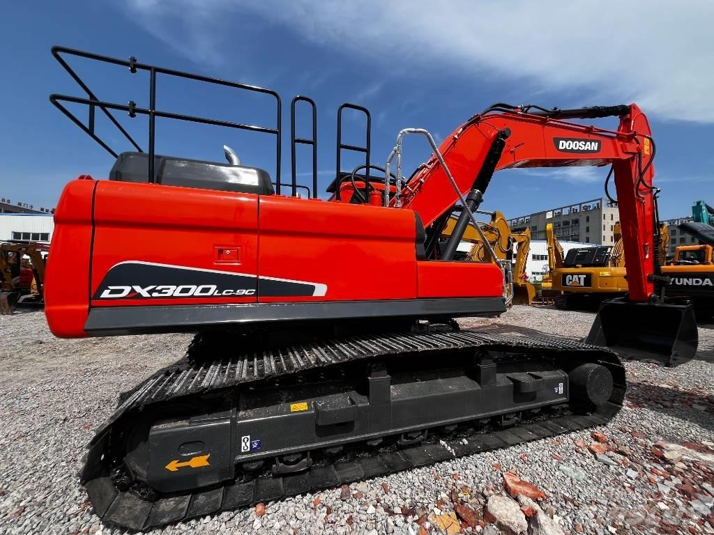 Doosan DX 300 LC-9C Rupsgraafmachines