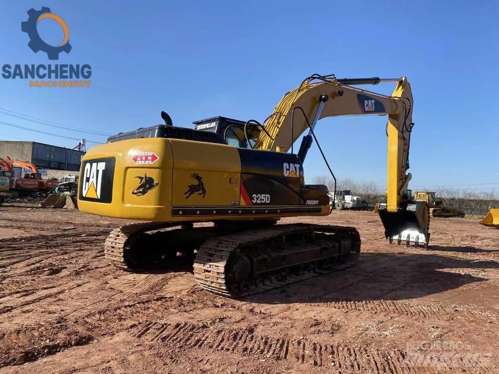 CAT 325 D Rupsgraafmachines