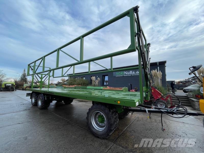 Conow BTW 24 Vierkante balenpers