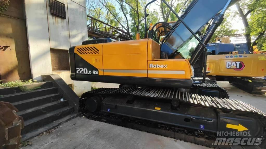 Hyundai 220-9s Rupsgraafmachines