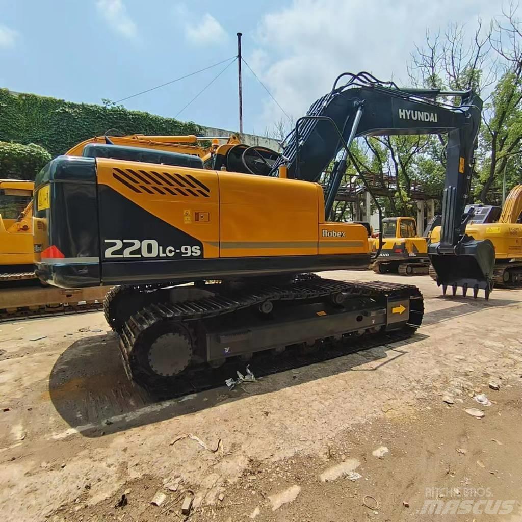 Hyundai 220-9s Rupsgraafmachines