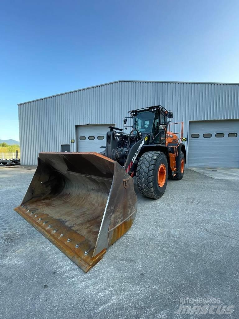 Doosan DL 320-7 Wielladers