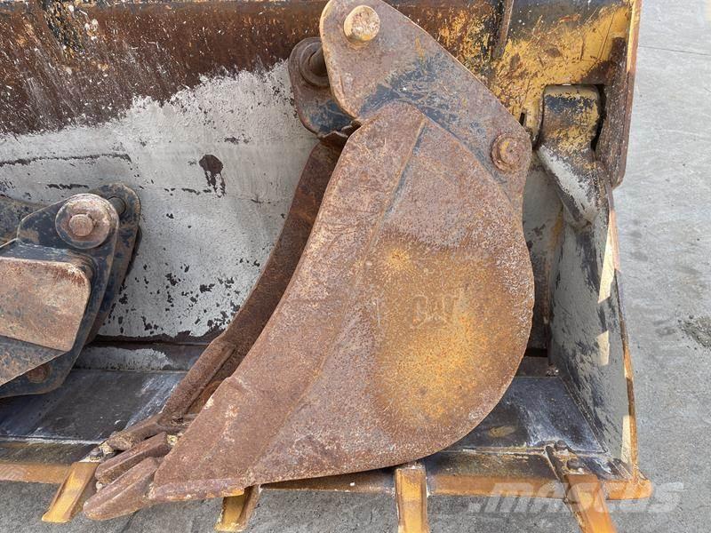 CAT 428 F Graaf-laadcombinaties