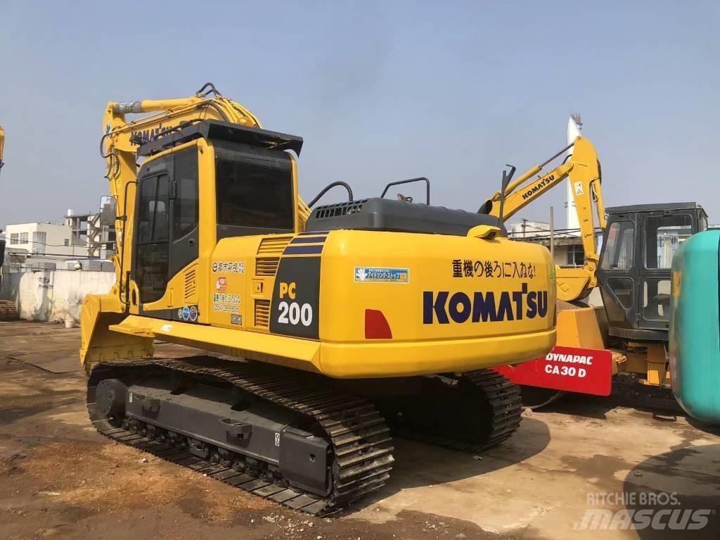 Komatsu PC 220-8 Rupsgraafmachines