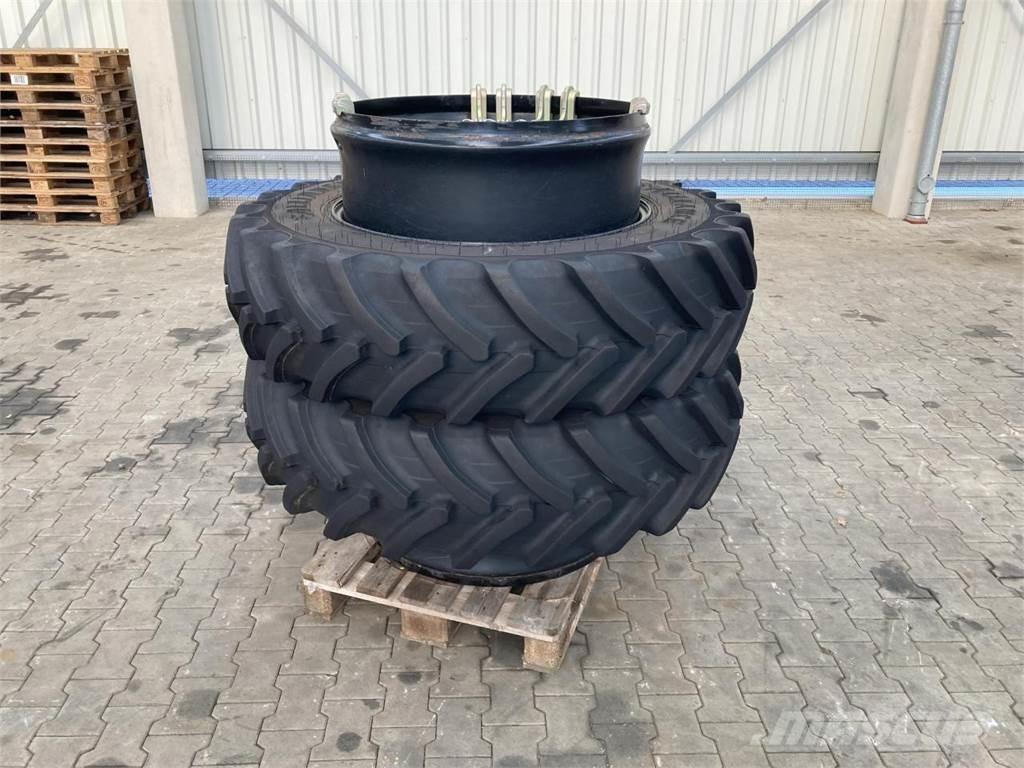 Alliance 380/85R34 Banden, wielen en velgen