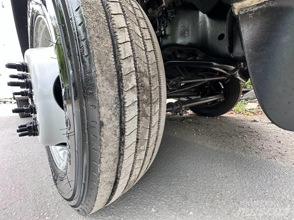 Ford F 550 Bestelwagens met open laadbak