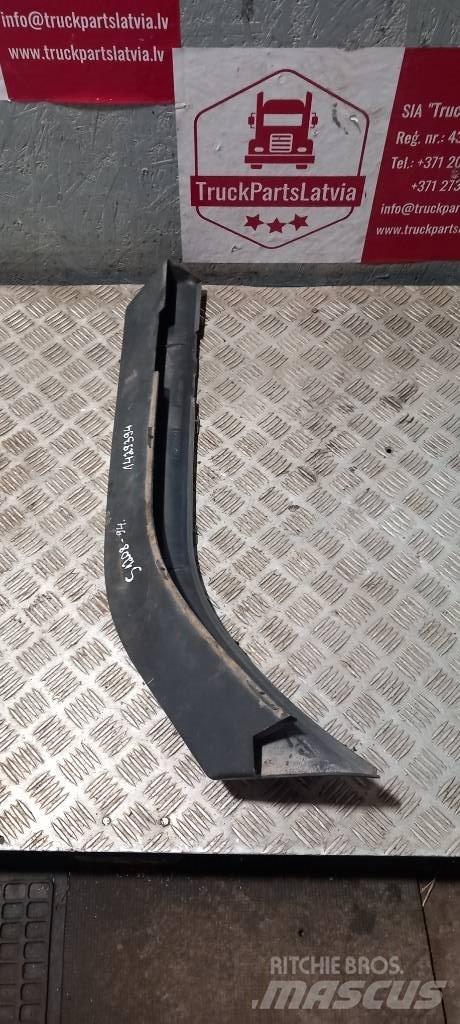 Scania 94 D.   1429394 Cabine en interieur