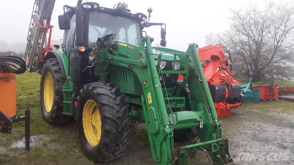 John Deere 6110 R Tractoren
