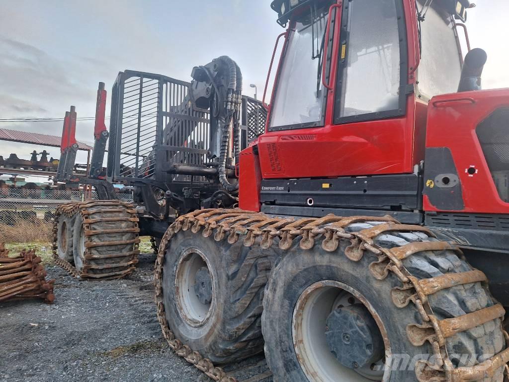 Komatsu 895 Uitrijwagens