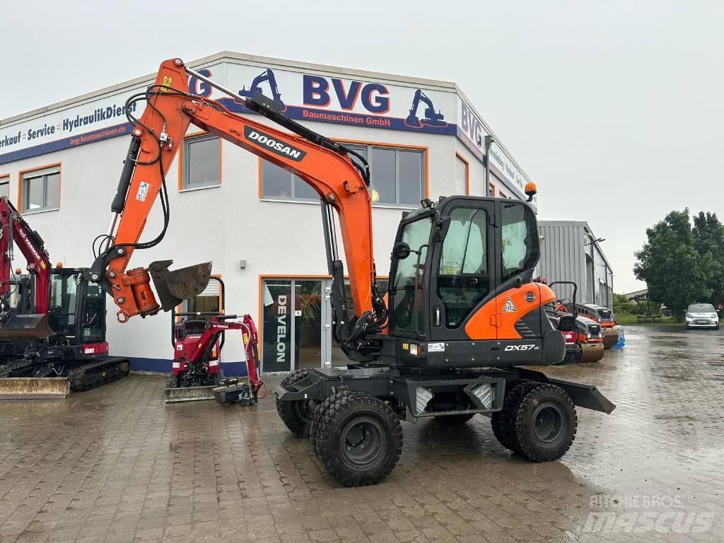 Doosan DX 57 W-5 Wielgraafmachines