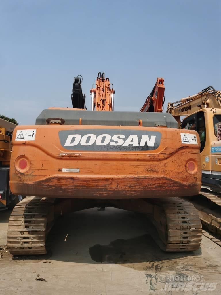 Doosan DX 300 LC--9C Rupsgraafmachines