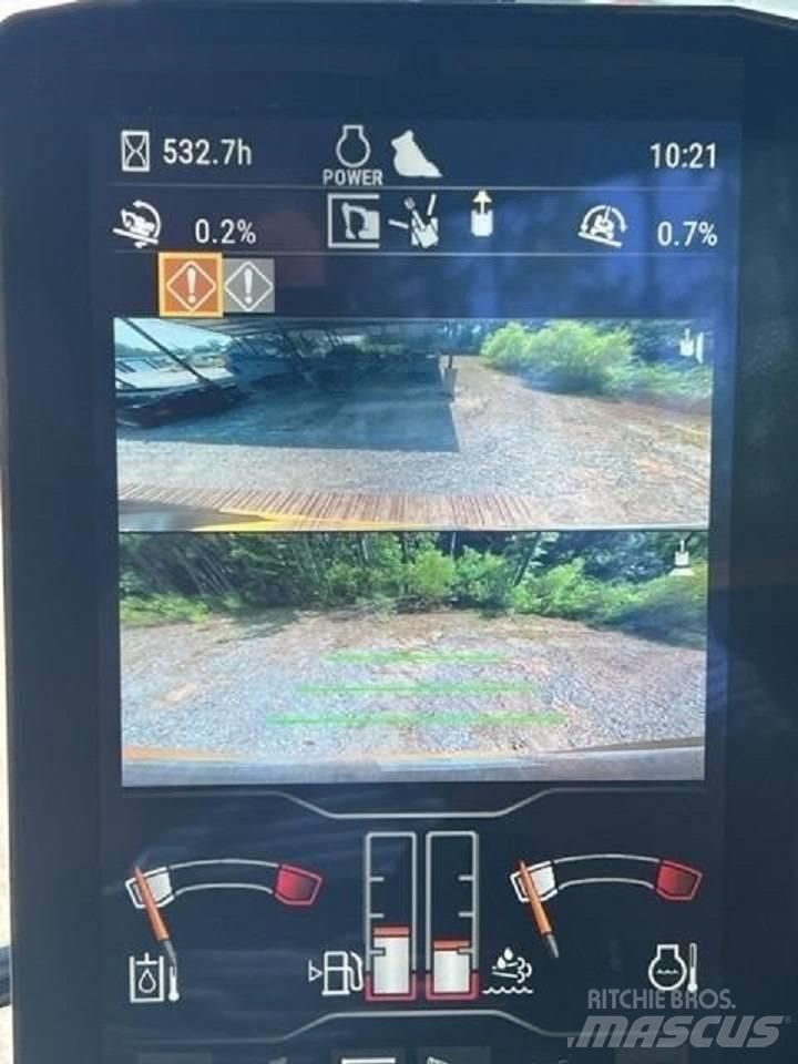 CAT 323 Rupsgraafmachines
