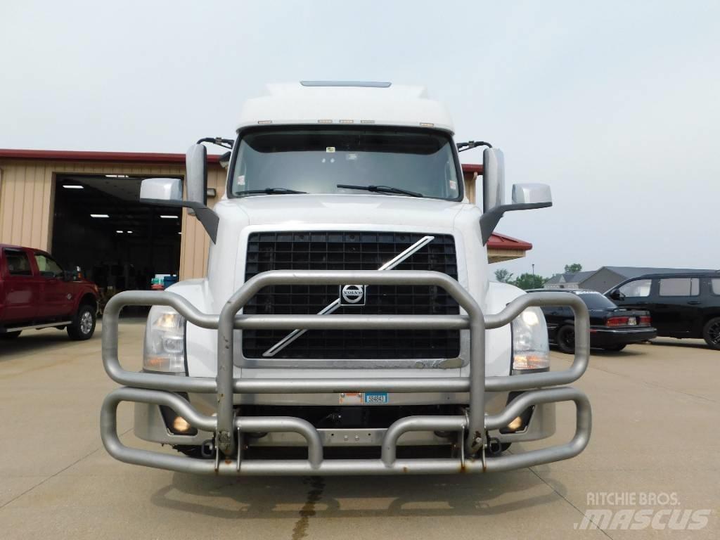 Volvo VNL Trekkers