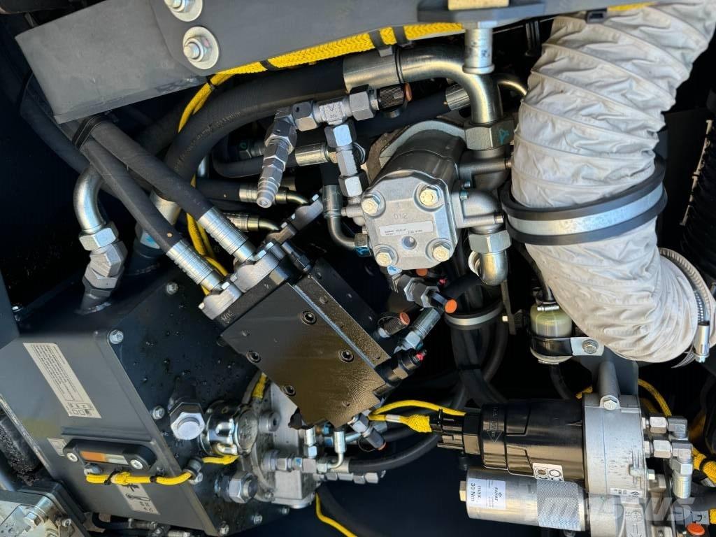 Bomag BF 300 C-2 Asfaltafwerkmachines