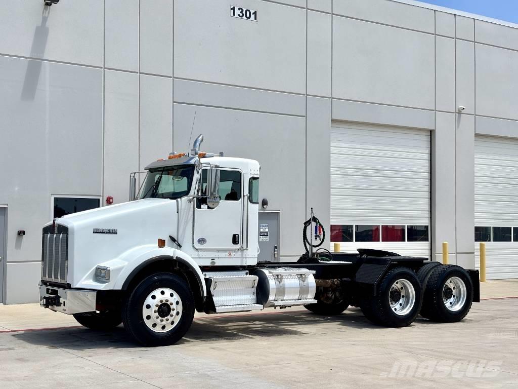 Kenworth T 800 Trekkers