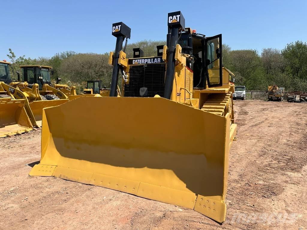 CAT D8R Rupsdozers