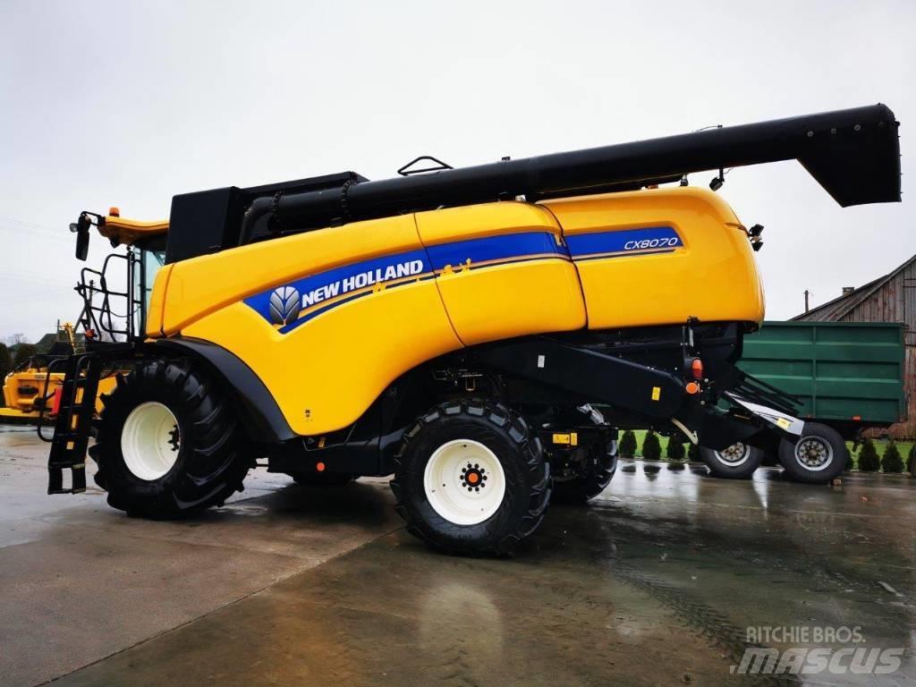 New Holland CX 8070 Maaidorsmachines