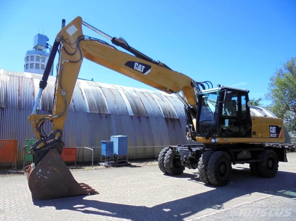 CAT M 322 D Wielgraafmachines