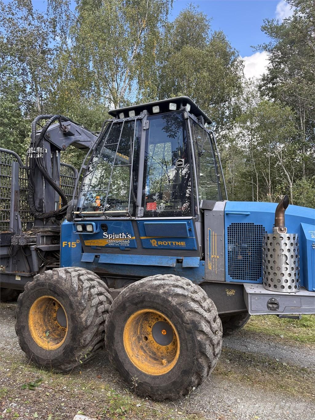 Rottne F15D Uitrijwagens