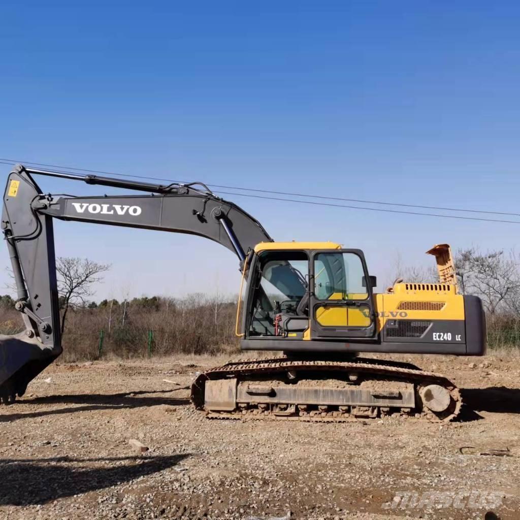 Volvo EC240 Rupsgraafmachines