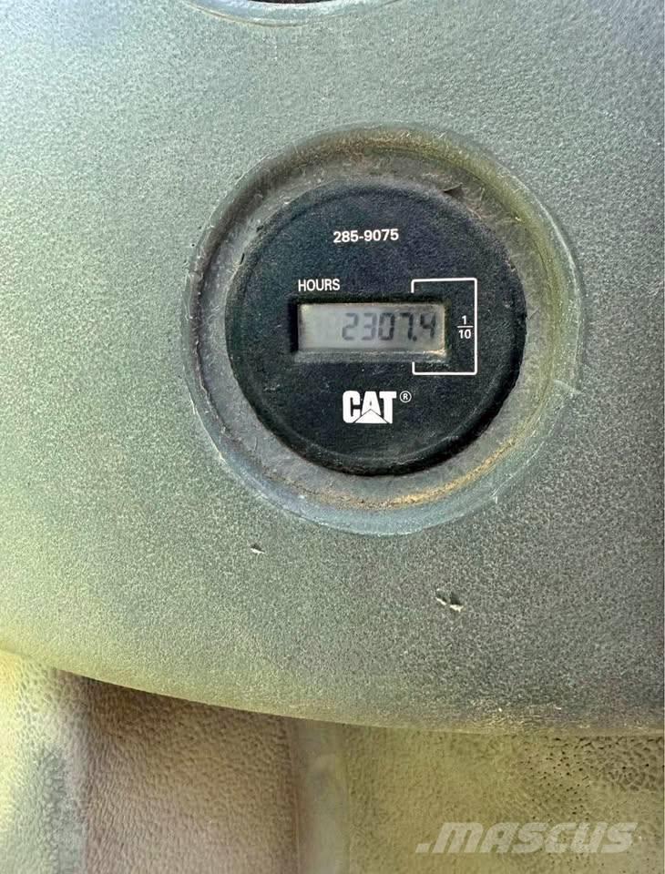CAT 420 D IT Graaf-laadcombinaties