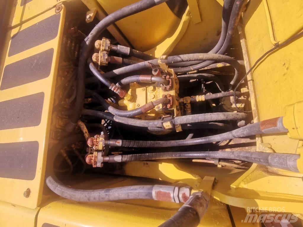 Komatsu PC 200-6 Rupsgraafmachines