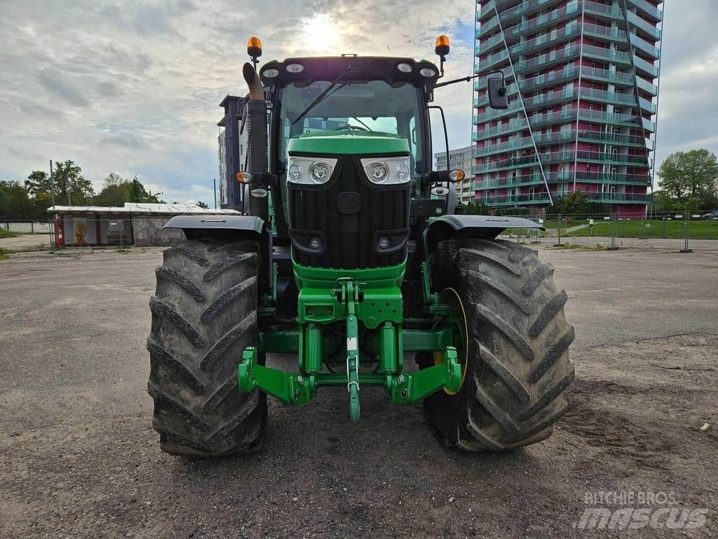 John Deere 6170R Tractoren