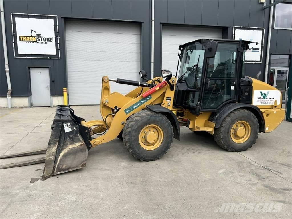CAT 906M (8758) Schrank- en knikladers