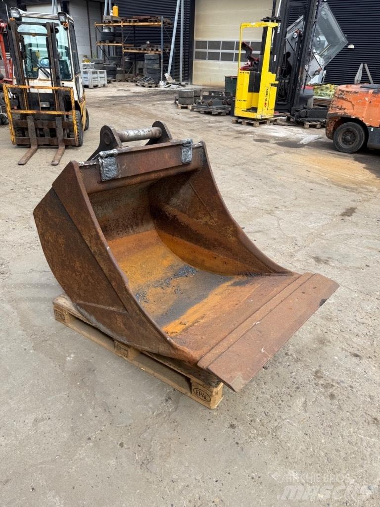  Andet S60 graveskovl Bakken