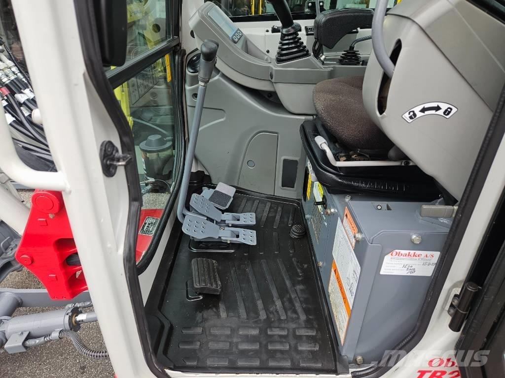 Takeuchi TB 225 Minigraafmachines < 7t