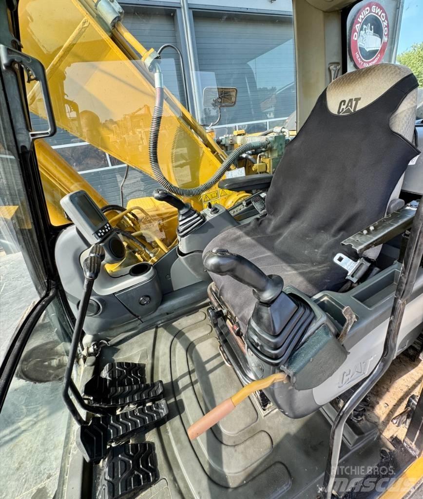 CAT 323 D L Rupsgraafmachines