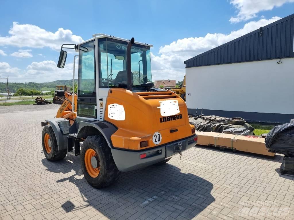 Liebherr L 506 Wielladers