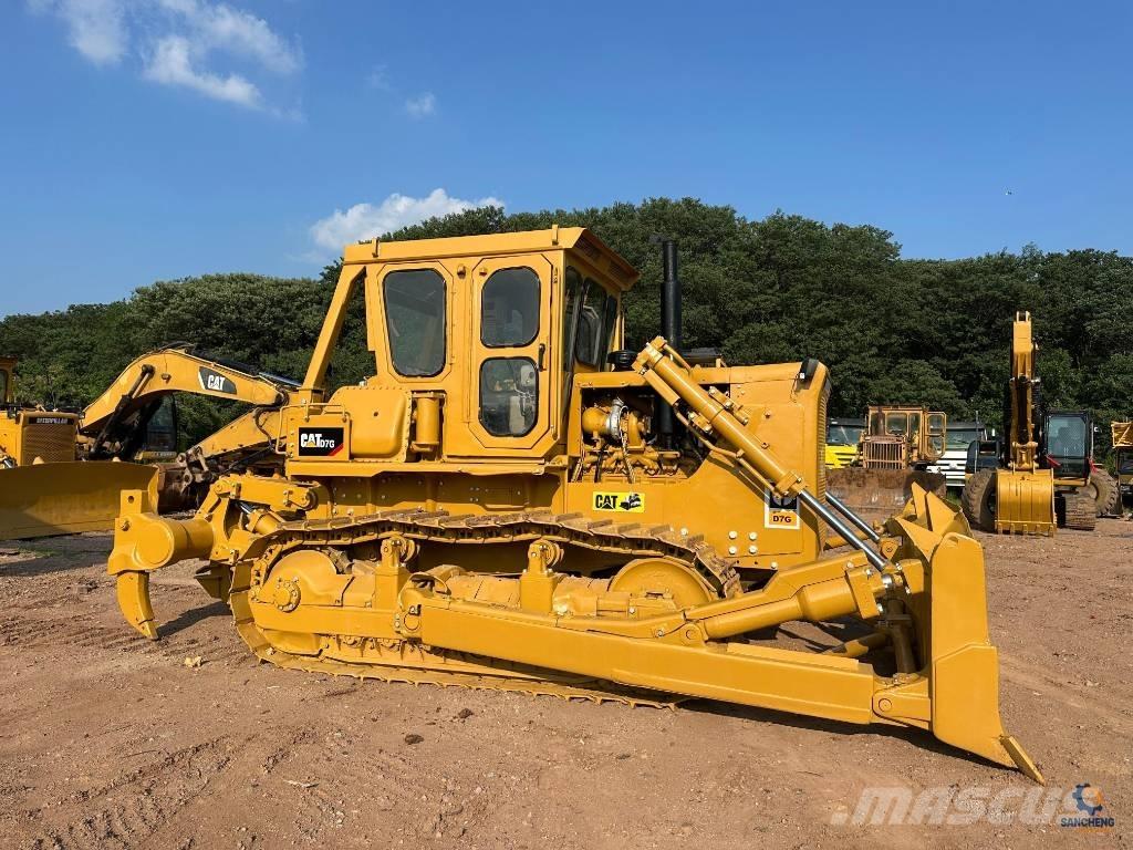 CAT D7G Rupsdozers